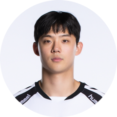 김진영